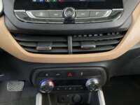 Chevrolet Onix 2022 4p Premier L3/1.2/T Aut  2022 Chevrolet Onix Venta Interiores 9