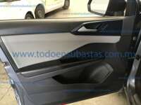 Volkswagen Taos 2021 5p Comfortline L4/1.4/T Tiptronic 2021 Volkswagen Taos Ingreso Interiores 12