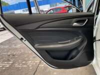 MG MG5 2022 4p Excite L4/1.5 Aut 2022 MG MG5 Venta Interiores 19