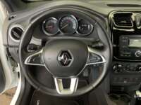 Renault Logan 2023 4p Intens L4/1.6 CVT 2023 Renault Logan Venta Interiores 1