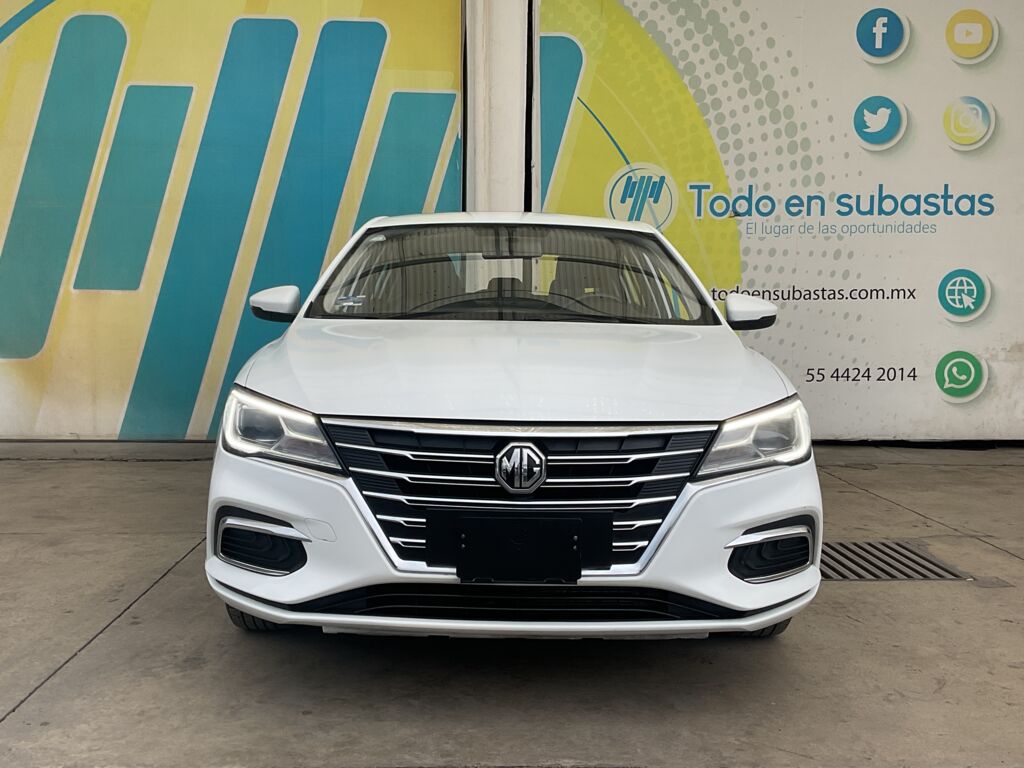 MG MG5 2022 4p Excite L4/1.5 CVT 2022 MG MG5 Venta Exteriores 2