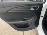 MG MG5 2022 4p Excite L4/1.5 CVT 2022 MG MG5 Venta Interiores 18