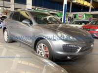 Porsche Cayenne 2011  IMG_2700