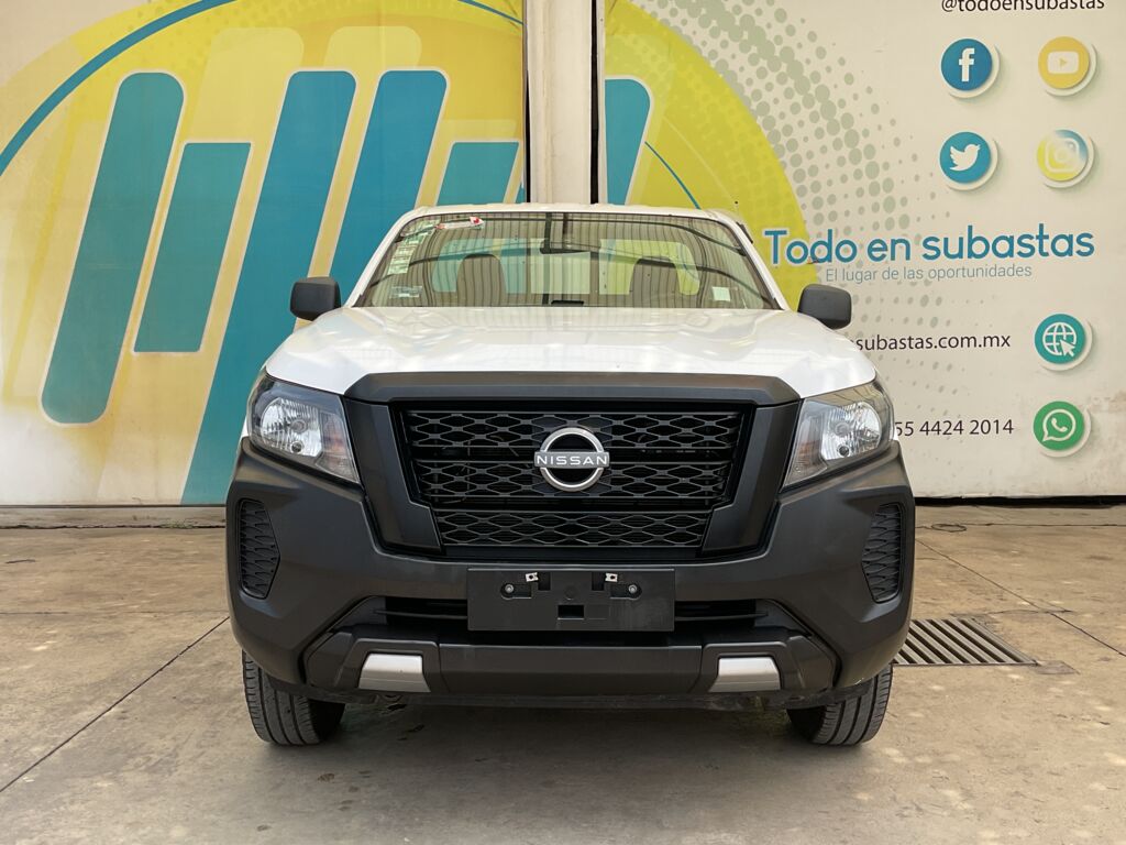 Nissan NP300 Chasis Cabina 2023 2p L4/2.5 Man A/A 2023 Nissan NP300 Chasis Cabina Venta Exteriores 2