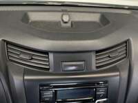 Nissan NP300 Chasis Cabina 2023 2p L4/2.5 Man A/A 2023 Nissan NP300 Chasis Cabina Venta Interiores 6