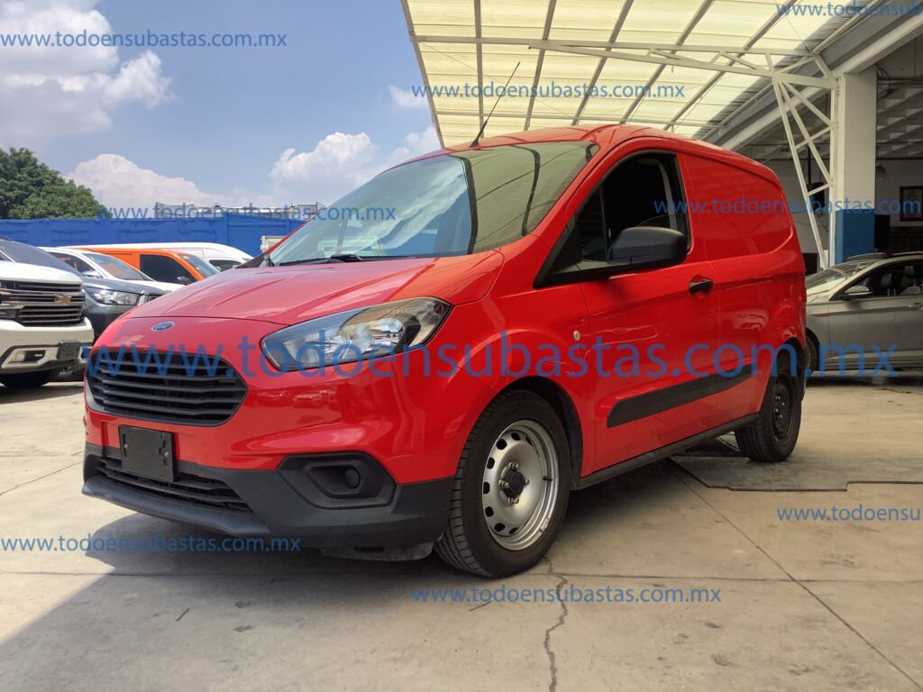 Ford Transit 2022 5p Courier Van L3/1.0 Man IMG_3963