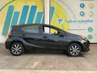 Toyota Prius 2018 5p C Híbrido L4/1.5 Aut 2018 Toyota Prius Venta Exteriores 4