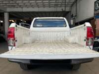 Toyota Hilux 2022 4p Doble Cabina Base L4/2.7 Man     2022 Toyota Hilux Venta Cajuela 1