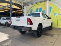 Toyota Hilux 2022 4p Doble Cabina Base L4/2.7 Man     2022 Toyota Hilux Venta Exteriores 5