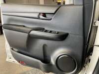 Toyota Hilux 2022 4p Doble Cabina Base L4/2.7 Man     2022 Toyota Hilux Venta Interiores 18