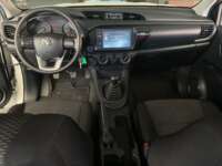 Toyota Hilux 2022 4p Doble Cabina Base L4/2.7 Man     2022 Toyota Hilux Venta Interiores 4