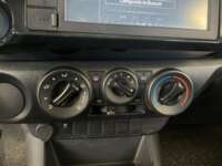Toyota Hilux 2022 4p Doble Cabina Base L4/2.7 Man     2022 Toyota Hilux Venta Interiores 9
