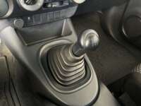 Toyota Hilux 2022 4p Doble Cabina Base L4/2.7 Man     2022 Toyota Hilux Venta Interiores 10