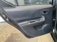 Toyota Prius 2018 5p C Híbrido L4/1.5 Aut 2018 Toyota Prius Venta Interiores 21