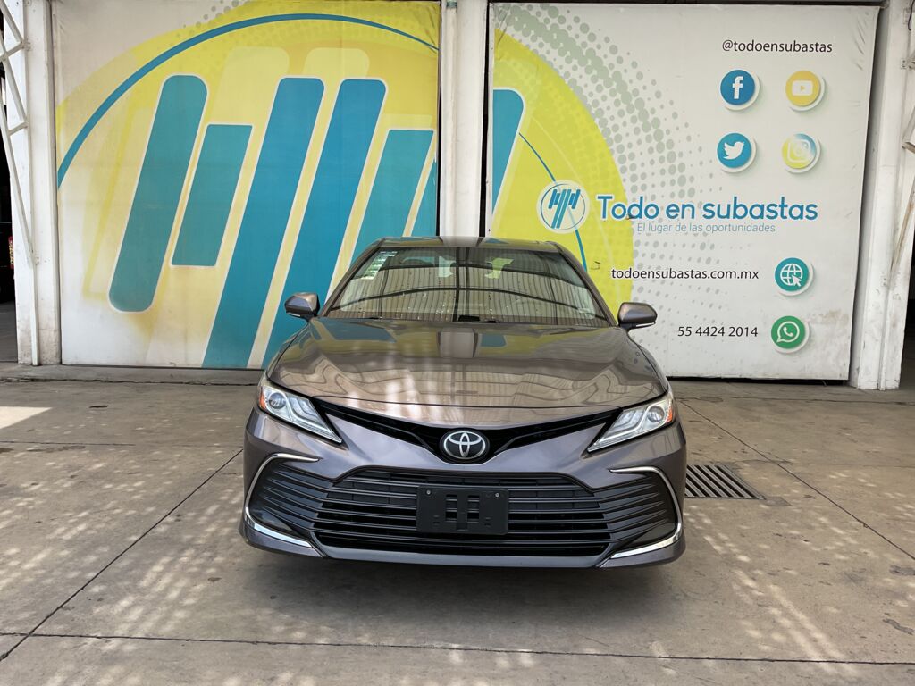 Toyota Camry 2022 4p XLE L4/2.5 Aut 2022 Toyota Camry Venta Exteriores 2