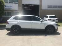 Volkswagen Tiguan 2023 5p Comfortline L4/1.4/T Aut 2023 Volkswagen Tiguan Venta Exteriores 4