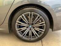 BMW Serie 3 2022 4p 320i M Sport Shadow Edition L4/2.0/T Aut 2022 BMW Serie 3 Venta Llantas 4