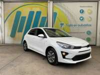 Kia Rio 2023 5p LX L4/1.6 Aut 2023 Kia Rio Venta Exteriores 3