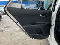 Kia Rio 2023 5p LX L4/1.6 Aut 2023 Kia Rio Venta Interiores 20