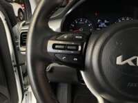 Kia Rio 2023 5p LX L4/1.6 Aut 2023 Kia Rio Venta Interiores 6