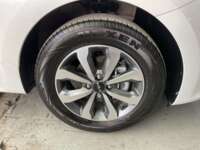 Kia Rio 2023 5p LX L4/1.6 Aut 2023 Kia Rio Venta Llantas 10