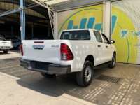 Toyota Hilux 2021 2p Chasis Cabina L4/2.7 Man 2021 Toyota Hilux Venta Exteriores 5