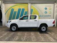 Toyota Hilux 2021 2p Chasis Cabina L4/2.7 Man 2021 Toyota Hilux Venta Exteriores 8