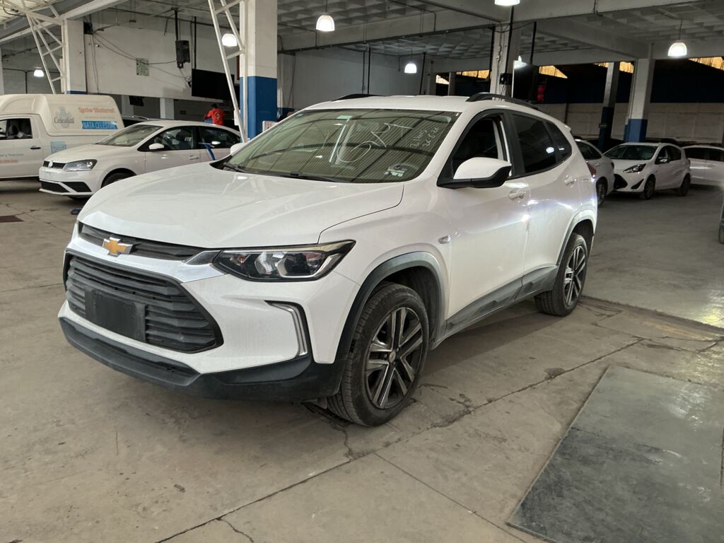 Chevrolet Tracker 2024 5p LS L3/1.2/T Aut IMG_4931