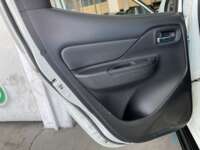 Mitsubishi L200 2022 4p GLS Doble Cabina L4/2.5/T Diesel Man 4X4 2022 Mitsubishi L200 Venta Interiores 18