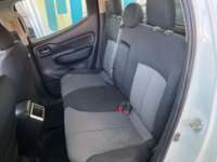 Mitsubishi L200 2022 4p GLS Doble Cabina L4/2.5/T Diesel Man 4X4 2022 Mitsubishi L200 Venta Interiores 19