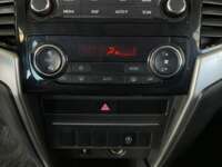 Mitsubishi L200 2022 4p GLS Doble Cabina L4/2.5/T Diesel Man 4X4 2022 Mitsubishi L200 Venta Interiores 10
