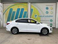 Kia Rio 2021 4p Sedán L L4/1.6 Man  2021 Kia Rio Venta Exteriores 4