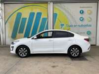 Kia Rio 2021 4p Sedán L L4/1.6 Man  2021 Kia Rio Venta Exteriores 8