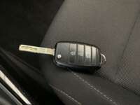 Kia Rio 2021 4p Sedán L L4/1.6 Man  2021 Kia Rio Venta Interiores 12