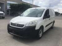 Peugeot Partner 2019 5p L4/1.6/T Diesel Man 2019 Peugeot Partner Venta Exteriores 1