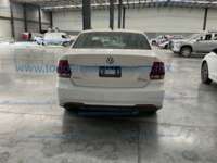 Volkswagen Vento 2021 4p Comfortline Plus L4/1.6 Tiptronic 2021 Volkswagen Vento Ingreso Exteriores 6