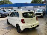 Nissan March 2021 5p Sense L4/1.6 Man 2021 Nissan March Venta Exteriores 6