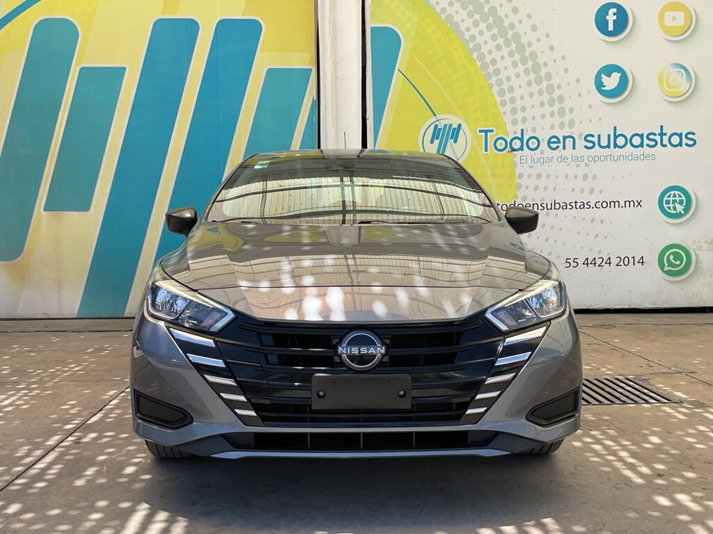 Nissan Versa 2023 4p Sense L4/1.6 CVT 2023 Nissan Versa Venta Exteriores 2