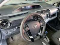 Toyota Prius 2018 5p C Híbrido L4/1.5 Aut 2018 Toyota Prius Venta Interiores 4