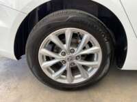 MG MG5 2022 4p Excite L4/1.5 Aut 2022 MG MG5 Venta Llantas 7
