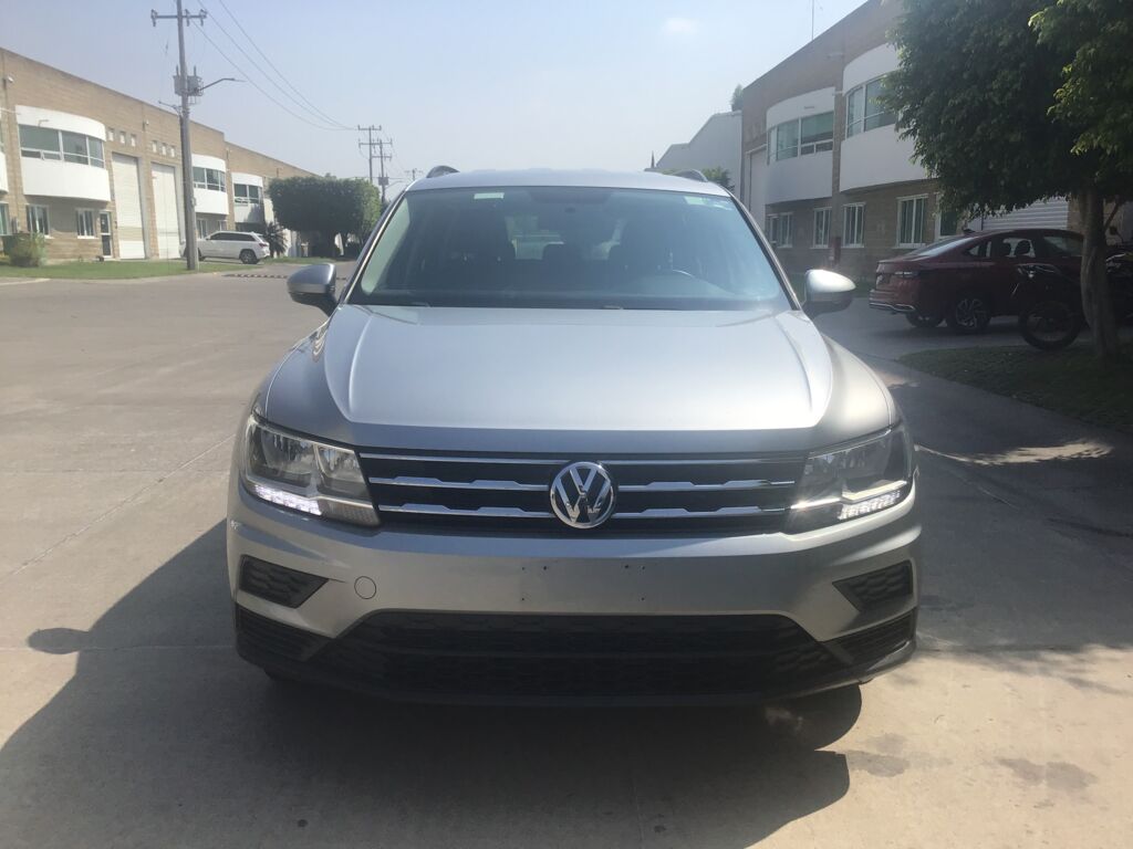 Volkswagen Tiguan 2021 5p Trendline Plus L4/1.4/T DSG 2021 Volkswagen Tiguan Venta Exteriores 2