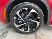 Mitsubishi Outlander 2025 SE PLUS 5P L4 2.4L PHEV AUT., 05 OCUP 2025 Mitsubishi Outlander Venta Llantas 1