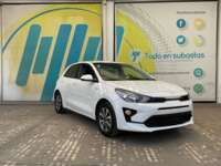 Kia Rio 2023 5p LX L4/1.6 Aut 2023 Kia Rio Venta Exteriores 3