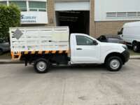 Nissan NP300 Estacas 2020 2p L4/2.5 Man Paq. Seg. 2020 Nissan NP300 Estacas Venta Exteriores 4