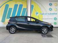 Toyota Prius 2018 5p C Híbrido L4/1.5 Aut 2018 Toyota Prius Venta Exteriores 4