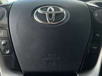 Toyota Prius 2018 5p C Híbrido L4/1.5 Aut 2018 Toyota Prius Venta Interiores 13