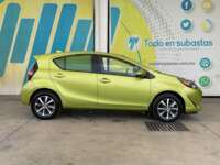 Toyota Prius 2018 5p C Híbrido L4/1.5 Aut 2018 Toyota Prius Venta Exteriores 4
