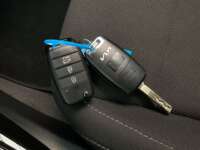 Kia Rio 2023 5p LX L4/1.6 Aut 2023 Kia Rio Venta Interiores 12