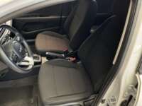 Kia Rio 2023 5p LX L4/1.6 Aut 2023 Kia Rio Venta Interiores 19