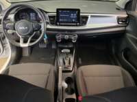 Kia Rio 2023 5p LX L4/1.6 Aut 2023 Kia Rio Venta Interiores 4